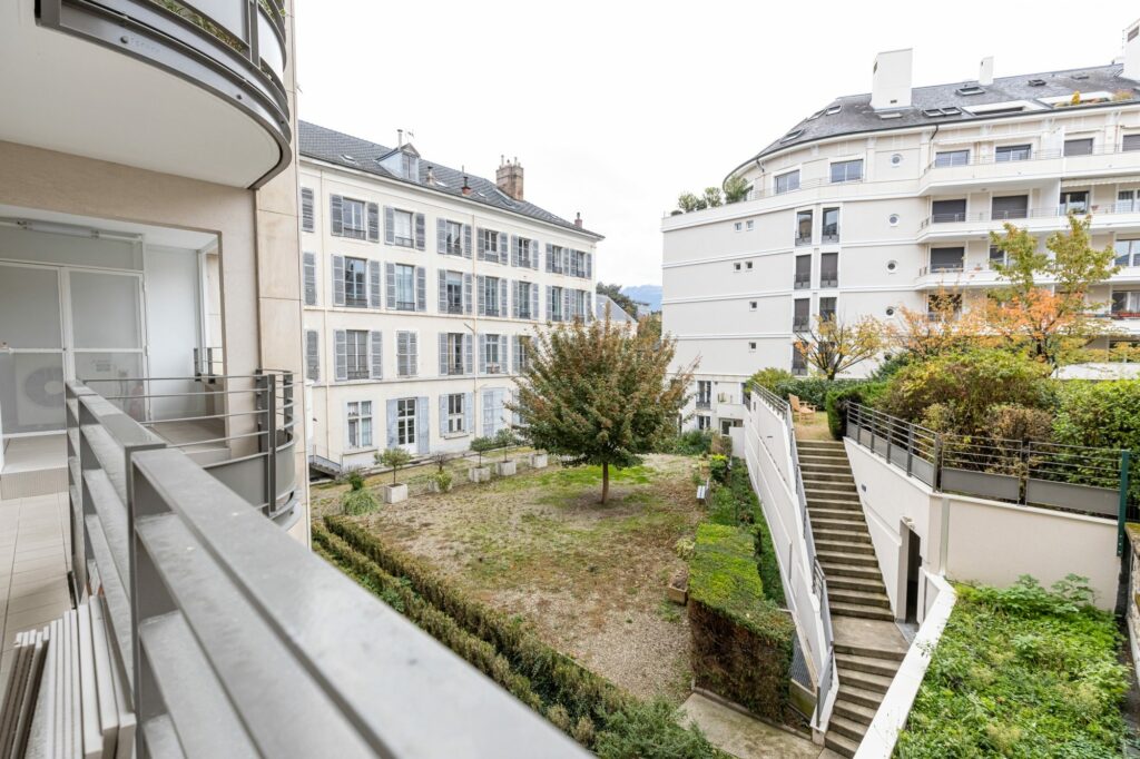 1761908808 lp073 14 original 19537 0.jpg