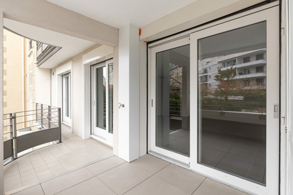 1763738650 lp073 21 original 19537 0.jpg